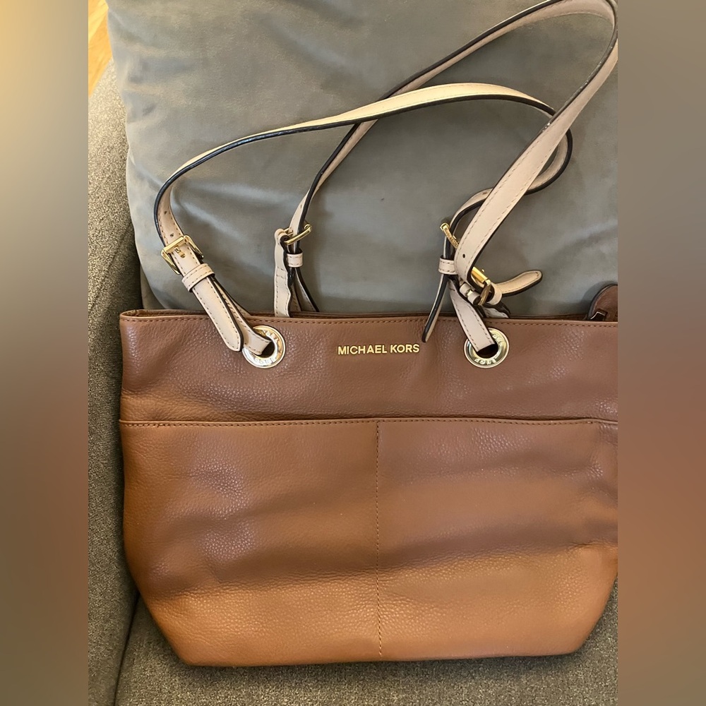 Michael Kors Tan and Brown Shoulder Bag